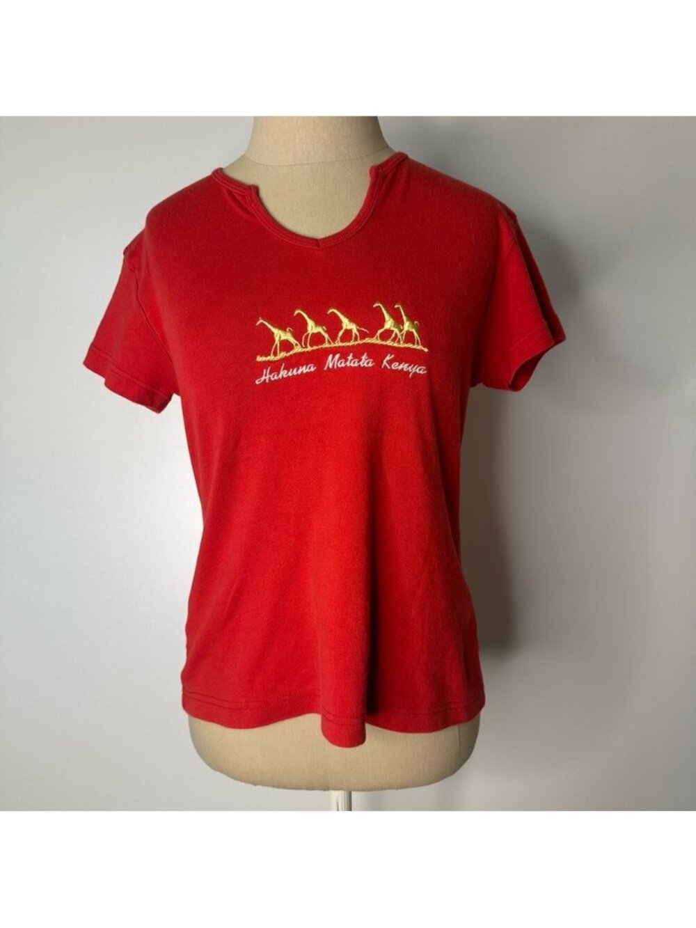 Hakuna Matata Kenia embroidered baby tee shirt vintage Small